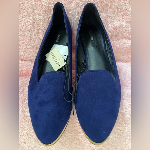 Forever 21 Women’s Blue Suede Loafers - Picture 5 of 8